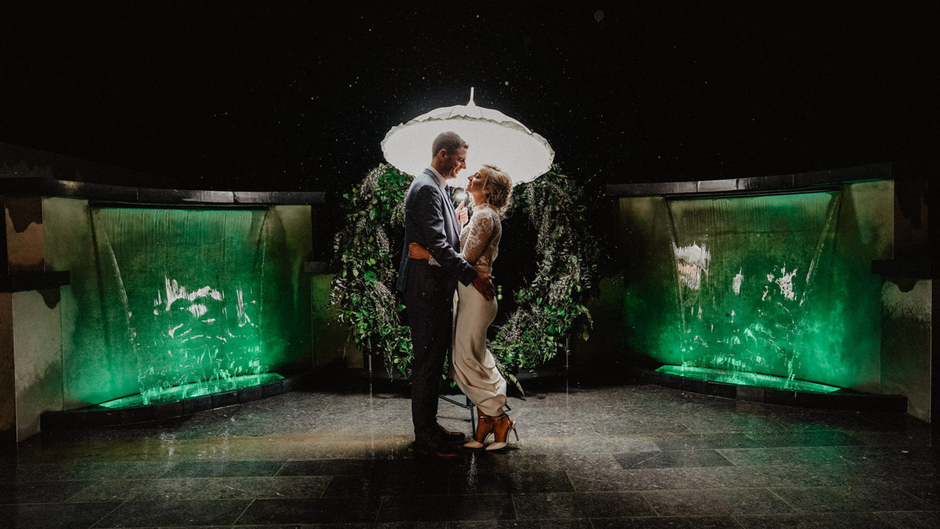 woodlands-wedding-couple-26