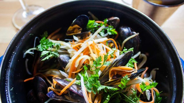 mussels-stock